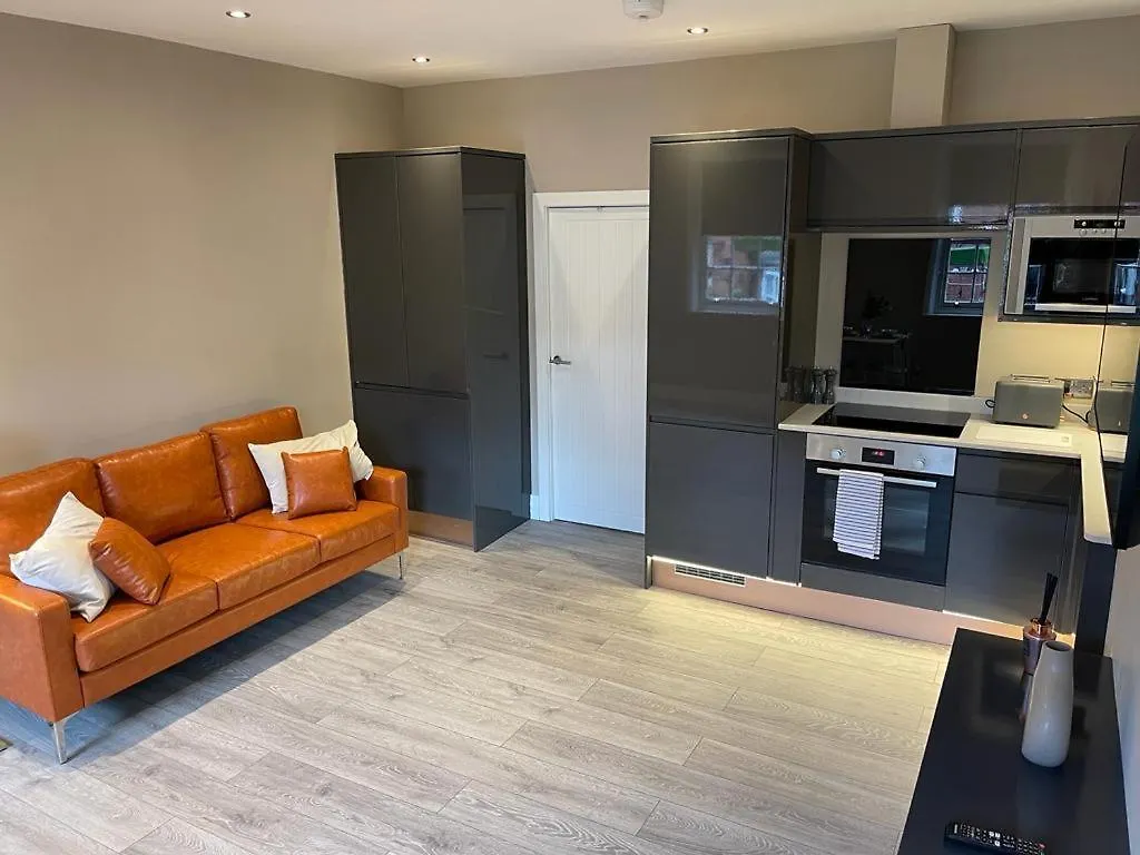 Swan House - 5 X Executive Apartments - Central Bawtry